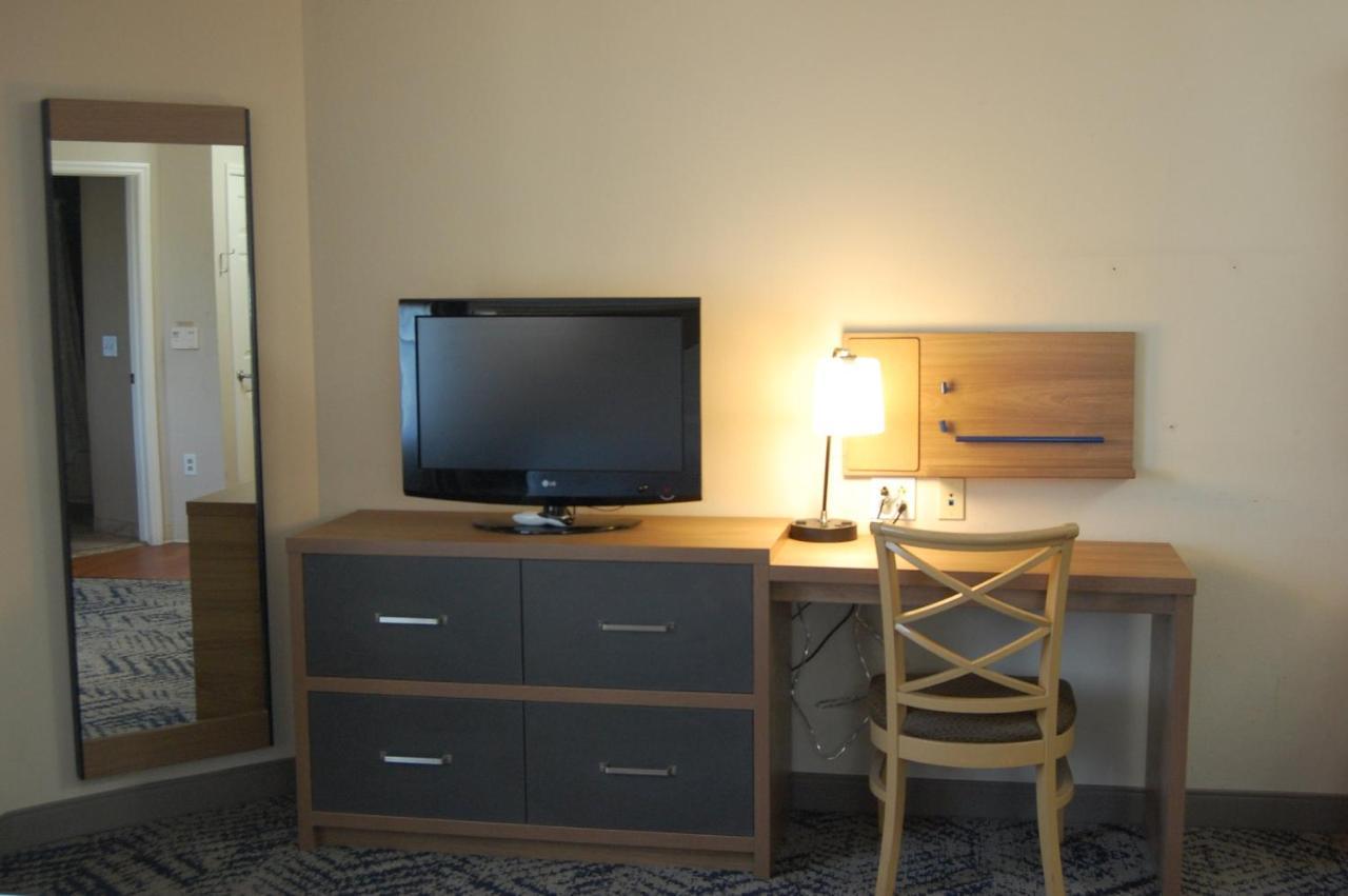 Candlewood Suites Harrisburg I-81 Hershey Area By Ihg Zewnętrze zdjęcie