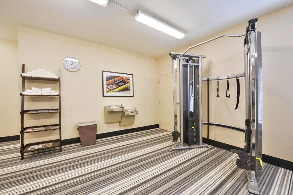 Candlewood Suites Harrisburg I-81 Hershey Area By Ihg Zewnętrze zdjęcie